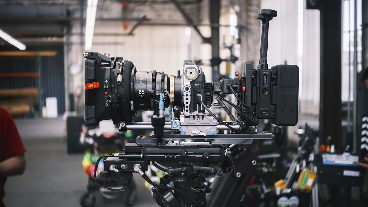 8K_Association's tweet image. 🎬📽️ Editing Excellence in 8K ProRes - Smooth as Butter! 

8K Monitor brings you the inside scoop on this game-changing discovery in his latest article. 📰 buff.ly/3ZN78mV 

#FujifilmGFX100II #ProResEditing #FilmmakingMagic