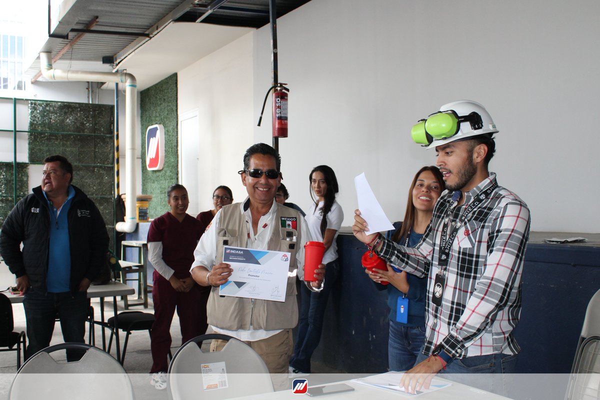 indasamx's tweet photo. En colaboración con la Secretaría de Salud y la Jurisdicción Sanitaria #6 de Puebla. Ofrecimos diversos servicios para trabajadores y sus familias, junto a la Coordinación de Unidades Móviles y el CESSA de San Francisco Totimehuacan. 🎗️👨👩👦👦
#CáncerDeMama #Bienestar #Salud #INDASA https://t.co/t5miemSCdI