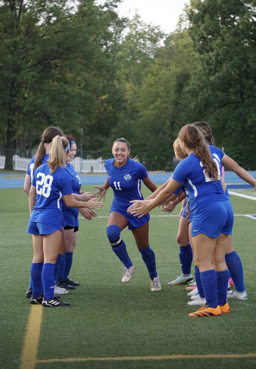 With 5 goals tonight, Casey ties her sister’s record for most goals in a game!