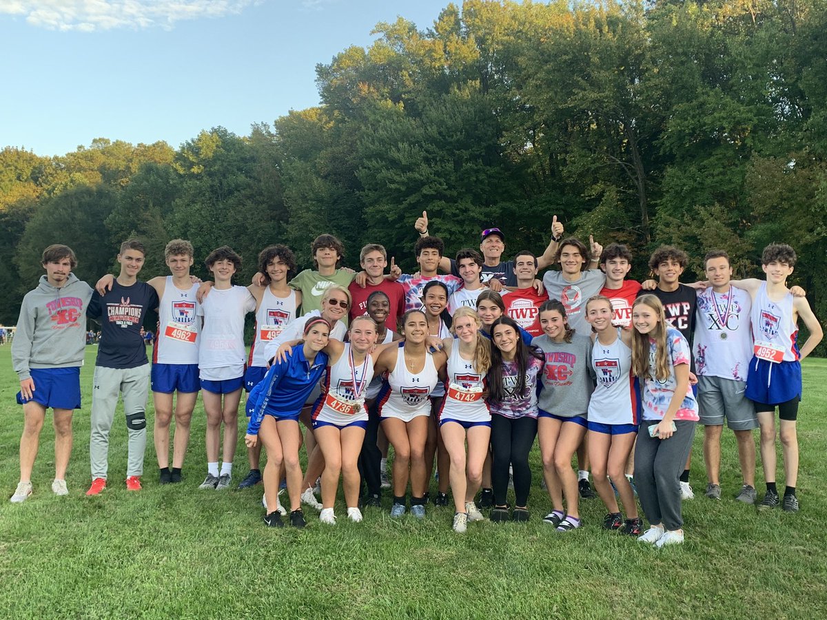 TwpXC's tweet photo. Congratulations to our XC Varsity Minutemen who brought The Gloucester County Championship Title back home❤️🤍💙

#oneteamonedream
#thepowerofthepack
#wearetwp https://t.co/NHsotYgECT