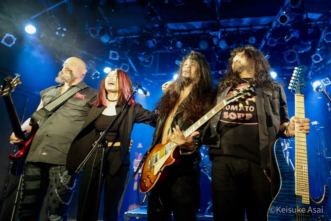 YetiValhalla's tweet photo. #letsrock #tokyomusic #kicksomeass https://t.co/bTW5hU0LSo