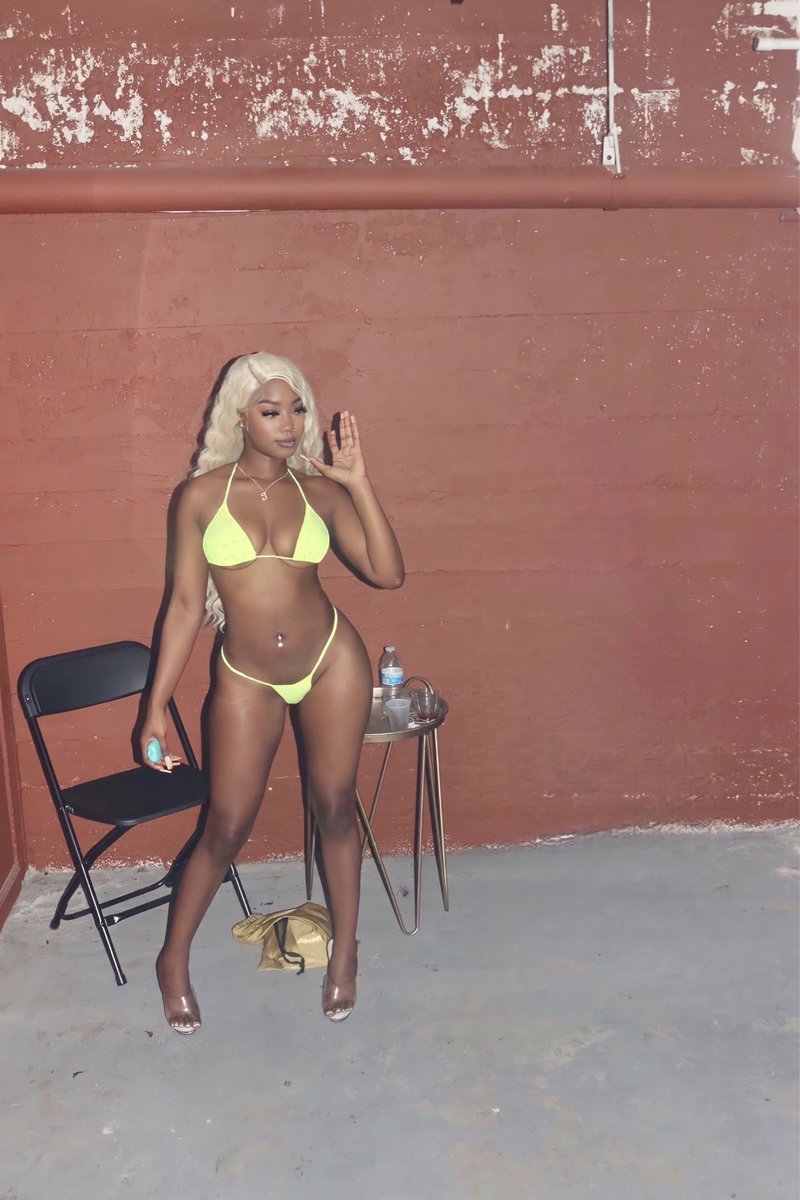 MsAshlyKeys's tweet photo. A niggah favorite 💦 https://t.co/hLMOLPmsH0