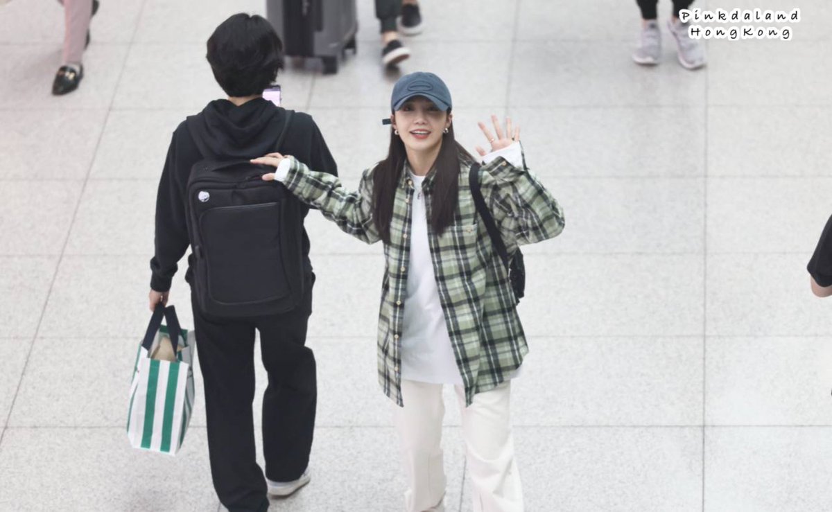 231013 인천공항 출국 프르뷰

<a href="/Apinkjej/">정은지</a> 오늘도 너무 귀여워 ☺️

@Apink #에이핑그 #Eunji #은지 #Travelog