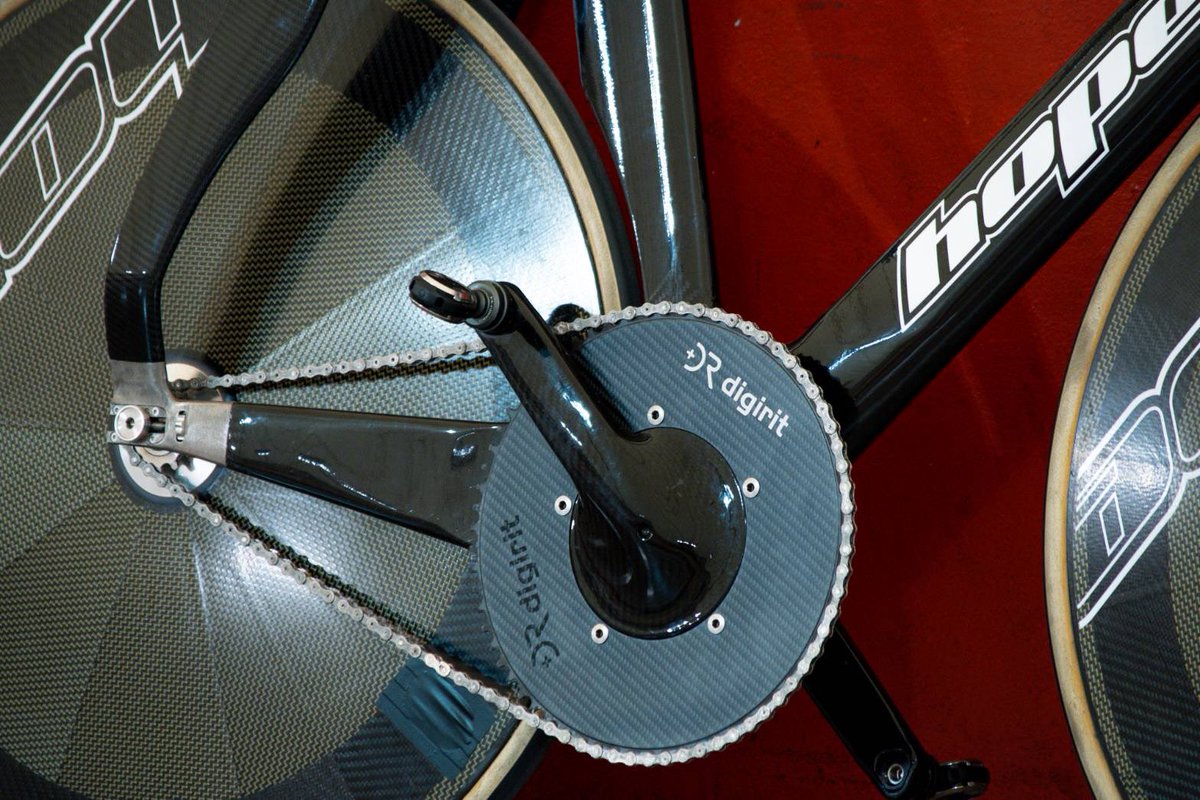 digirit's tweet image. Go! @vittoriabussi for Hour Record (10/13 Mexico)
photo @taniamarquez.m 
#digirit carbon #chainring

#digirit #chainring
#savethetrackbike #fixedgear #keirin #trackbike #track  #njs  #carbon #TrackCycling #carbonfiber #radrace #bicycle #cyclist #speed #sprint #sport