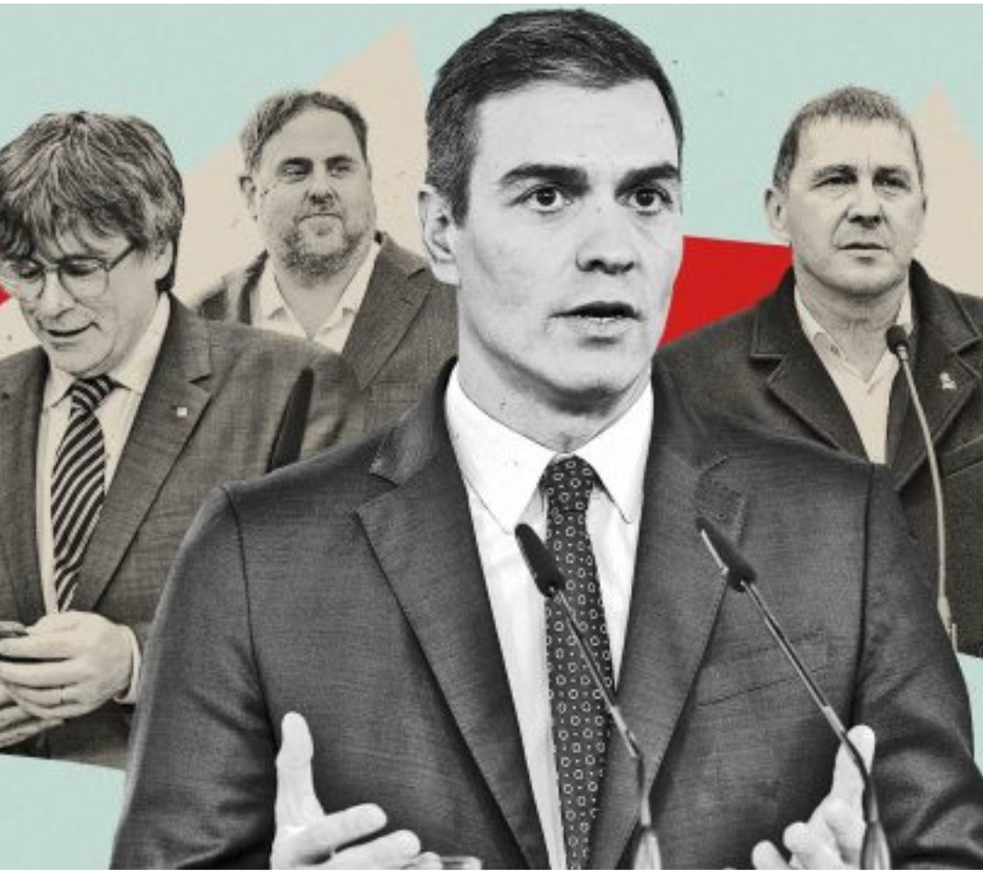 Los socios que Sánchez necesita para la investidura plantan al Rey el 12-O y piden la república"

Qué pinta sanchinflas en el desfile si su chupipandi quiere abolir la Monarquía  ?? 

Poco le abuchearon !!