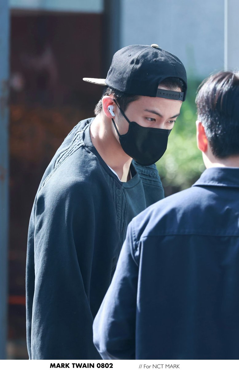 Independentboy_'s tweet photo. 이게 남자구나,, https://t.co/Xl5JwfebqT