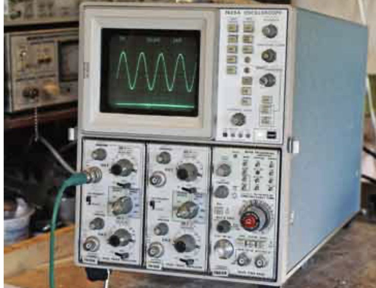 ElecNotes's tweet image. There are several different types of oscilloscope, each with its own characteristics.

Find out more now: electronics-notes.com/articles/test-…

#oscilloscope #testinstruments #electronics