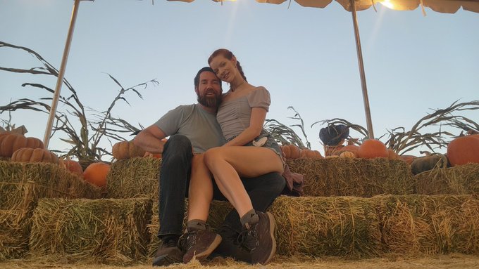 First time going to Fall Carnival in Vegas. It was super fun @ChrisEpicXXX won me a cute toy 🥰 https://t<a href="/tag/mvsales"class="tags"><span>#mvsales</span></a>