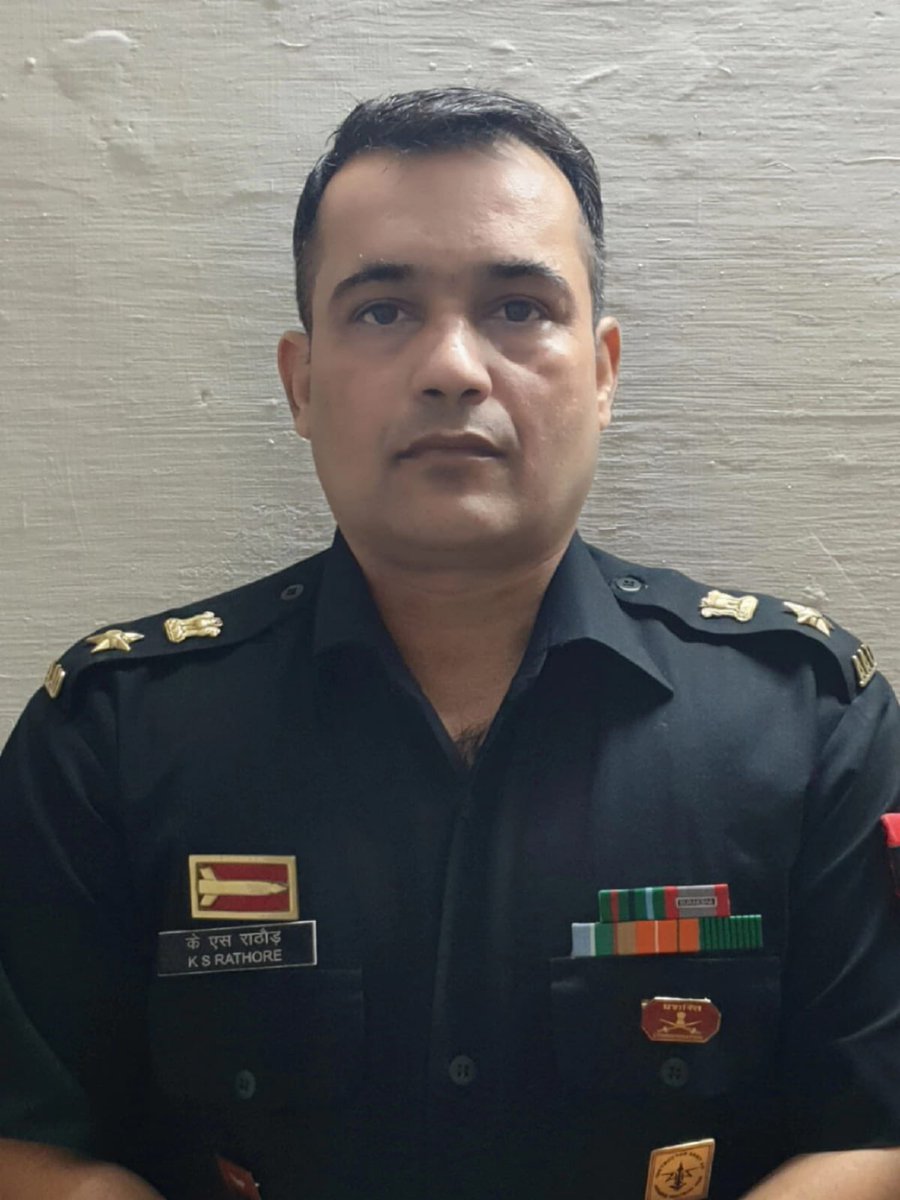 Shekhawat__JS's tweet photo. पिछले कुछ वर्षों से RPSC पर भर्ती संबंधी जो आरोप लग रहे हैं उन सबके लिए जिम्मेदार परिस्थितियों को सेना के ईमानदार अधिकारी से बेहतर और कौन सुधार सकता है।

#ThanksCongress4Kesari 

@ashokgehlot51 
@DRathore_INC 
@1stIndiaNews https://t.co/cp0Y1a4U4b