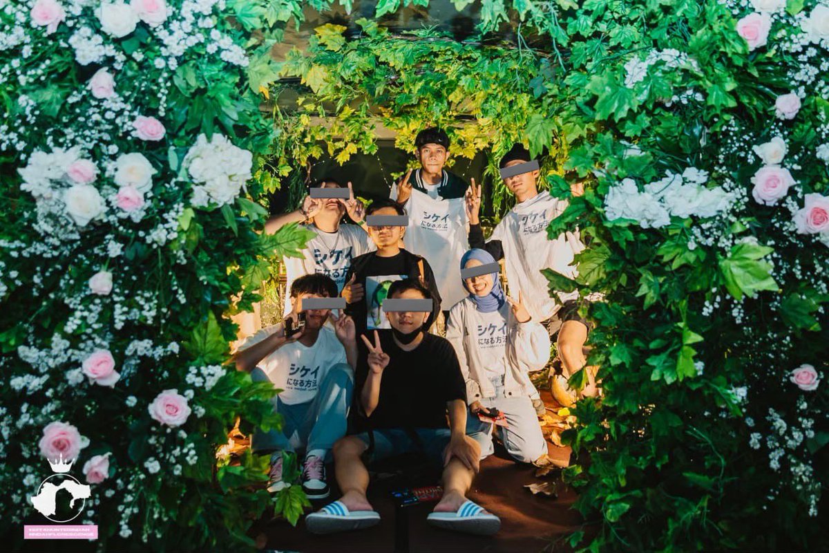 CircleKerul's tweet photo. Berpose di hutan belantara bersama mas Krisyanto Jamrud

#IndahFlorescence #22TahunTerindah #SelamatkanHutan #IndahnyaRamadan #KebanyakanHestek https://t.co/gWELfzsPHg