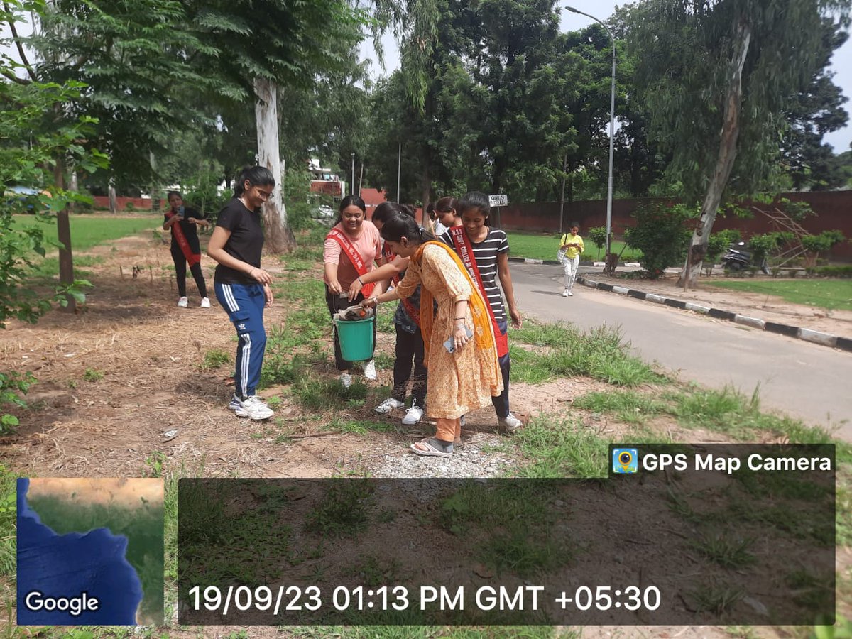 nssgce20chd's tweet photo. GCE 20 CHANDIGARH NSS CELL SWACCHTA ABHIYAN
The event aimed to promote cleanliness and hygiene in the community.Students and volunteers came together to clean up public spaces, spreading awareness about the importance of keeping our surroundings clean.@NssChandigarh @ncteDelhi https://t.co/KEPrc05Wfx