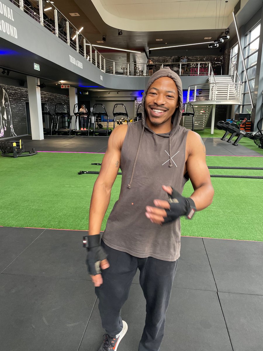 TshephoMathath0's tweet photo. Happy Fit Friday💪🏾
@IgniteFitnessSA 
#ignitefitness
#ignitefitnesssa
#ignitefitnessglobal https://t.co/ROzwAcWkAZ