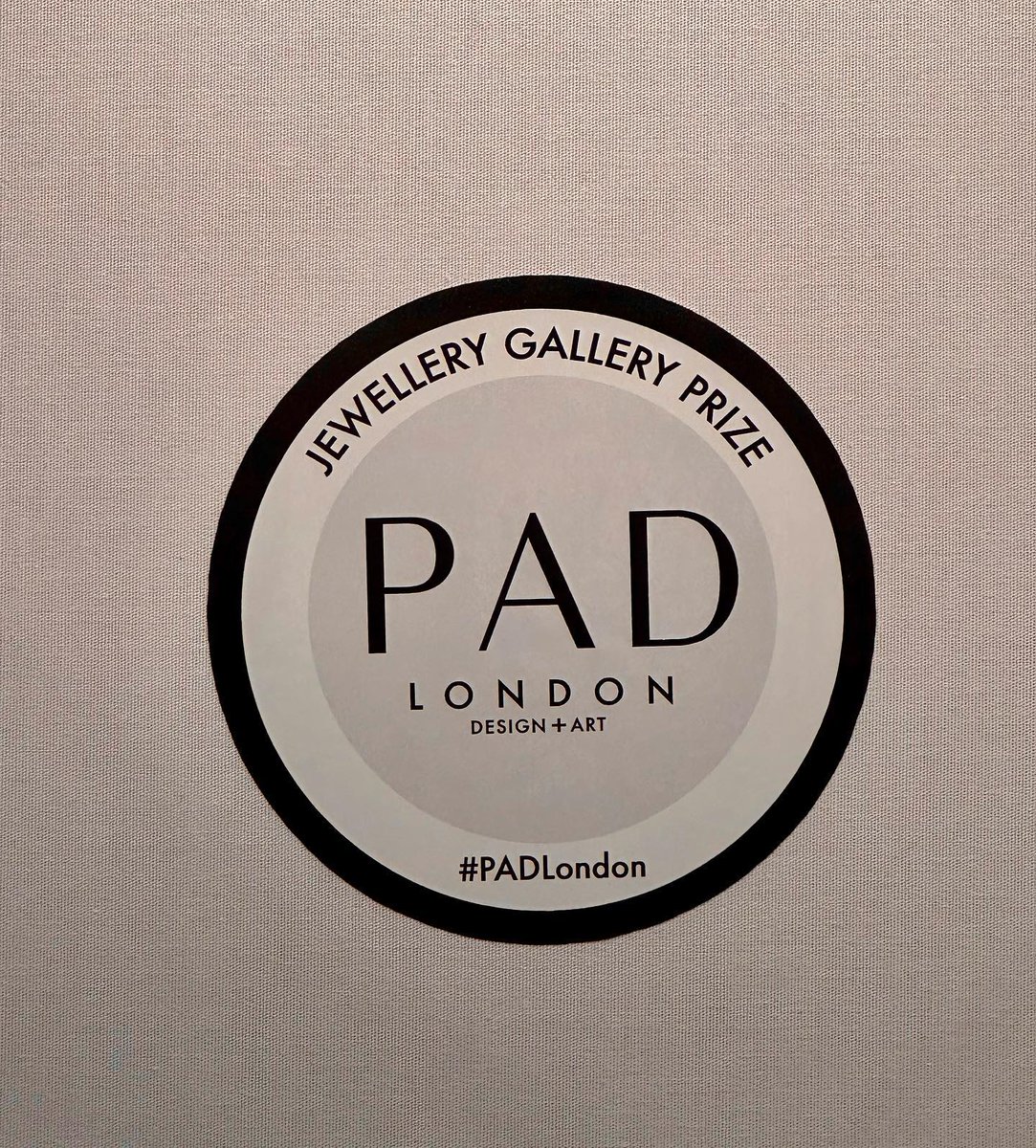 Congratulations Elisabetta! For winning the price for BEST Jewellery Gallery at PAD London. 

Your knowlege, passion and enthusiams are remarkable and infections! It's such a joy and honour to be part of your selection. 

#ElisabettaCiprianiGallery  VIVA WEARABLE ART!! 

#wearabl