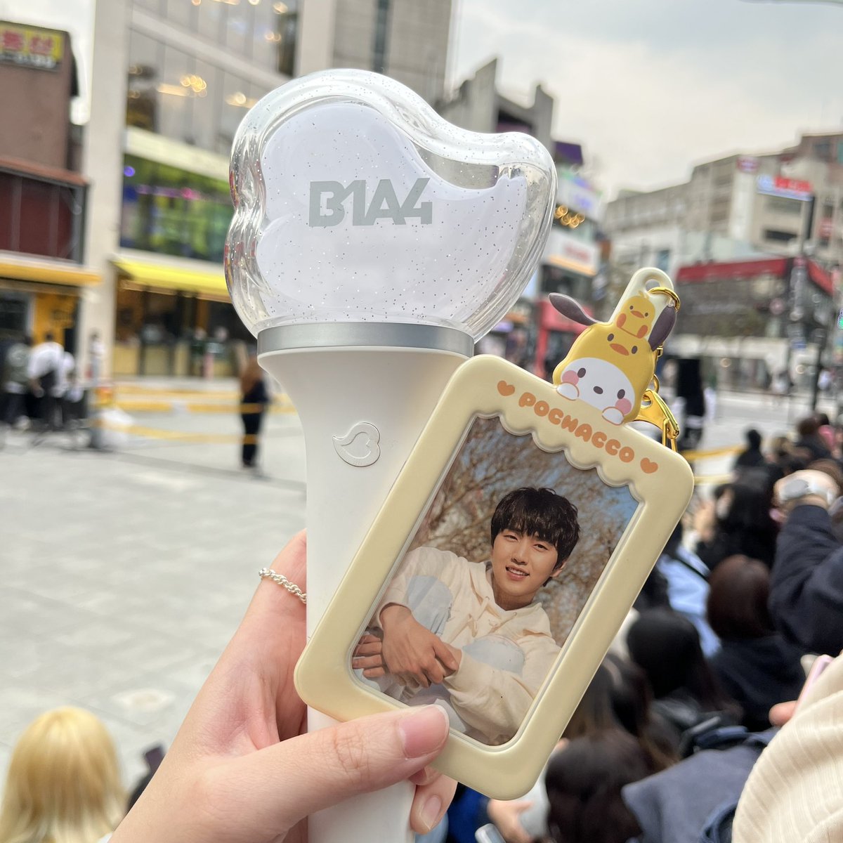 너한테바나나 tweet media