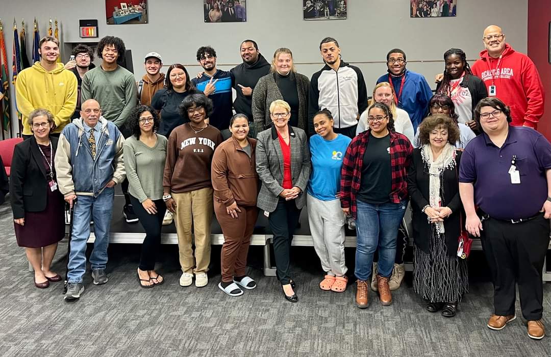 Pizza with the President always gives me quality time to meet with students and share a meal. <a href="/RACC_edu/">Reading Area Community College</a> students inspire me with their dedication to change the world! #RACCPROUD