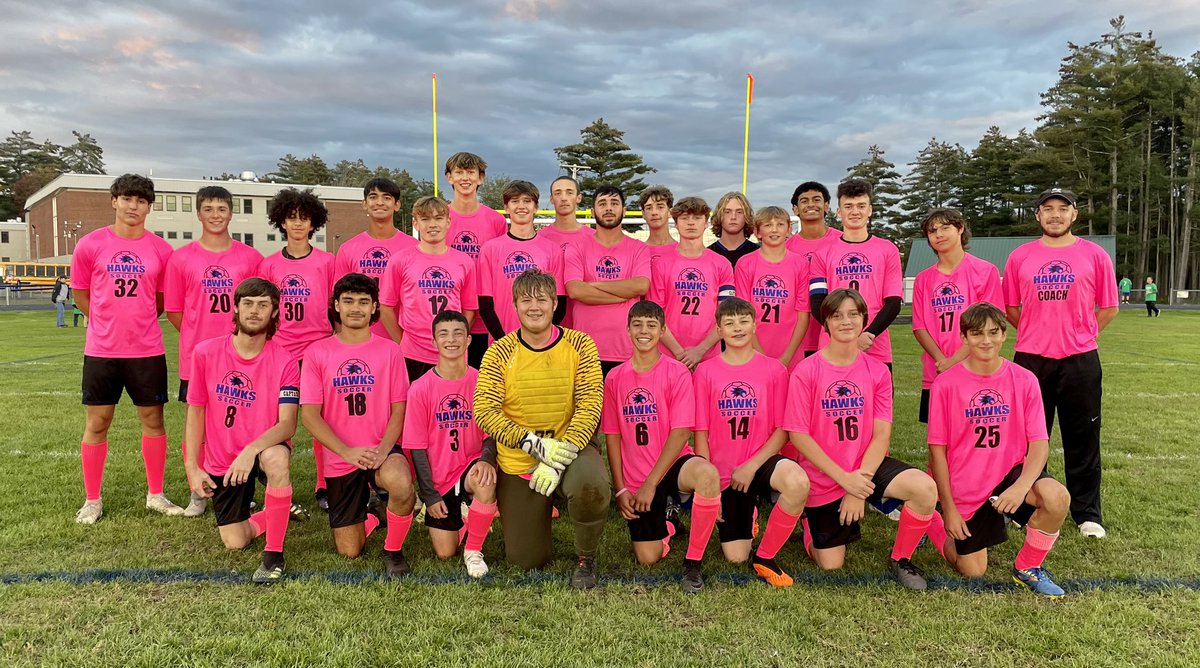 Our boys soccer team looked sharp in their #CancerAwareness game uniforms tonight! Thanks for the pink soccer balls @MPA_Sports @SacopeeProud @SVHSHawks