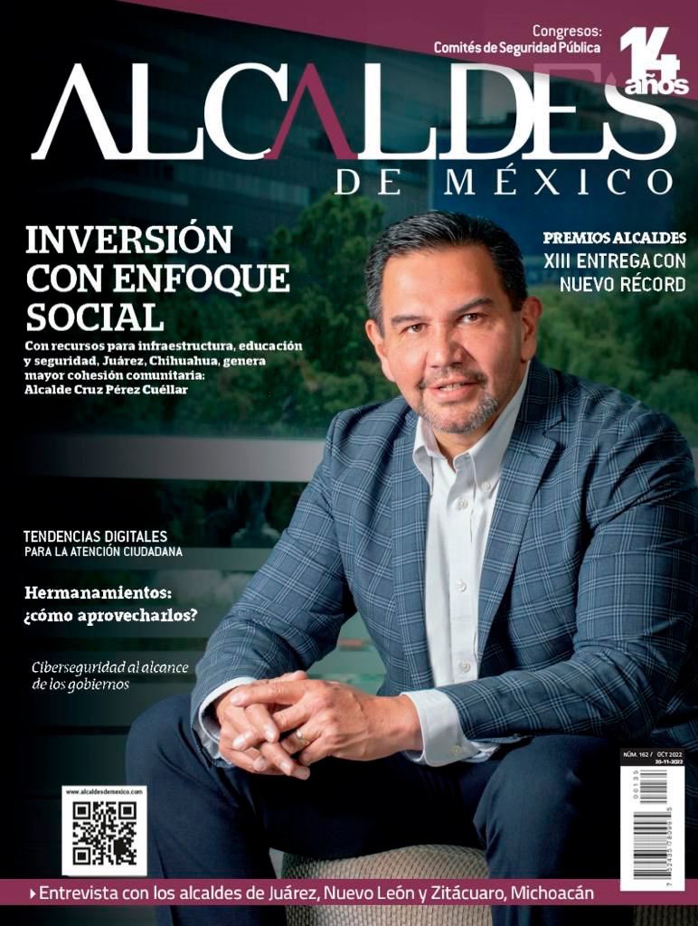 La revista @AlcaldesMexico ha reconocido el trabajo que en equipo hemos realizado con todos los juarenses en materia educativa con el Premio a las Mejores Prácticas de Gobiernos Locales 2023. #ElCambioSigue y unidos estamos transformando Juárez. 🏫📚🧑‍🎓