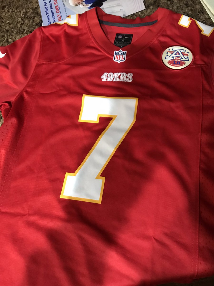 masta_ging's tweet photo. My wife is a huge Harrison Butker fan and I got her a jersey for our anniversary. Sad to say she was disappointed when she got the gift and it had a 49ers logo on it. Now I am very disappointed in @OfficialNFLShop and their workmanship. https://t.co/oNfL6AhmIg