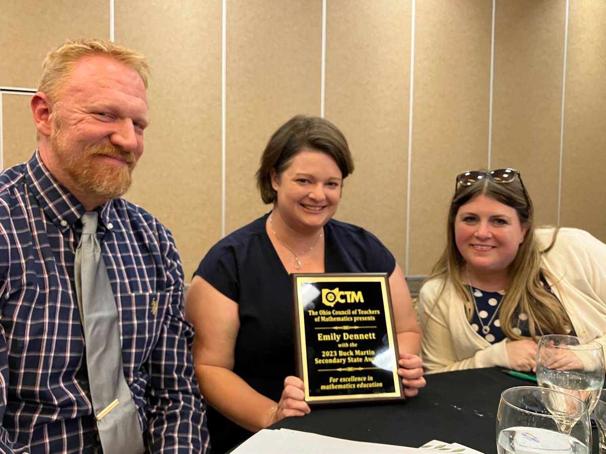 Emily Dennett tweet media