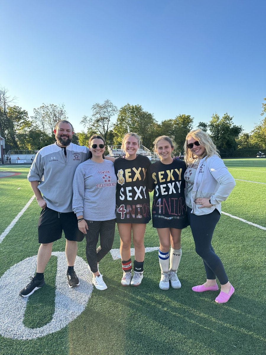 Big DUB against Fallston today (10-0) and our SENIOR NIGHT! 

Congrats to Chloe and Hannah 🏑 <a href="/TowsonHSsports/">Towson HS Athletics</a>
