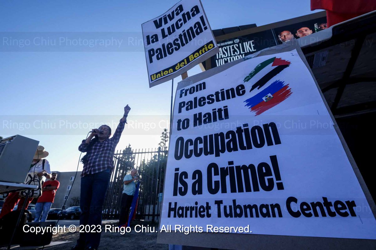 ringochiu's tweet photo. #ProPalestine demonstrators protest  ``calling for #peace and the end to the #Israeli #occupation of #Palestine'', in #LosAngeles. https://t.co/Hk17bHyLmO