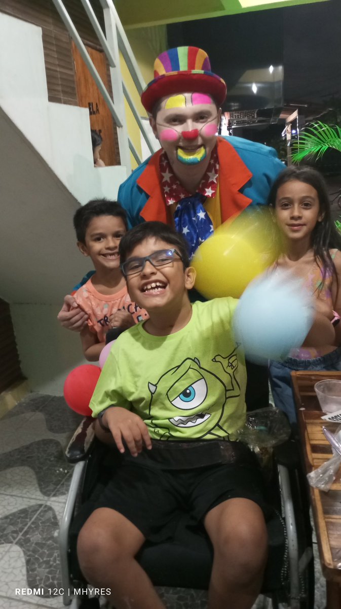thamyrespetrova's tweet photo. Feliz dia das crianças 😍 https://t.co/2rcvBAmZ01
