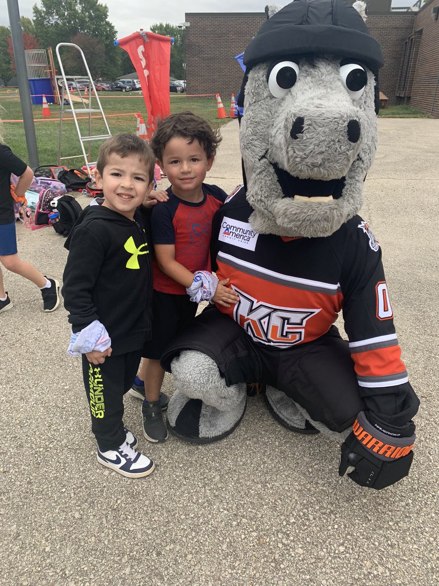Surprise visit from KC Maverick’s Mac!!  So fun <a href="/olatheschools/">Olathe Public Schools</a>