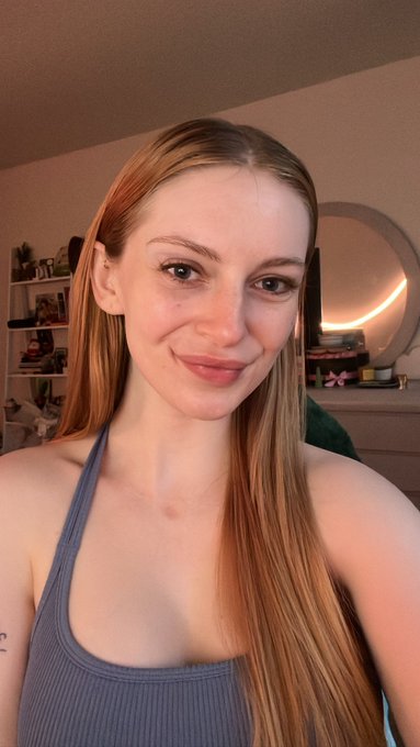 thanks for 100k couldn't have done it without you (sluts, nerds and reply guys) https://t.co/5dTVODA