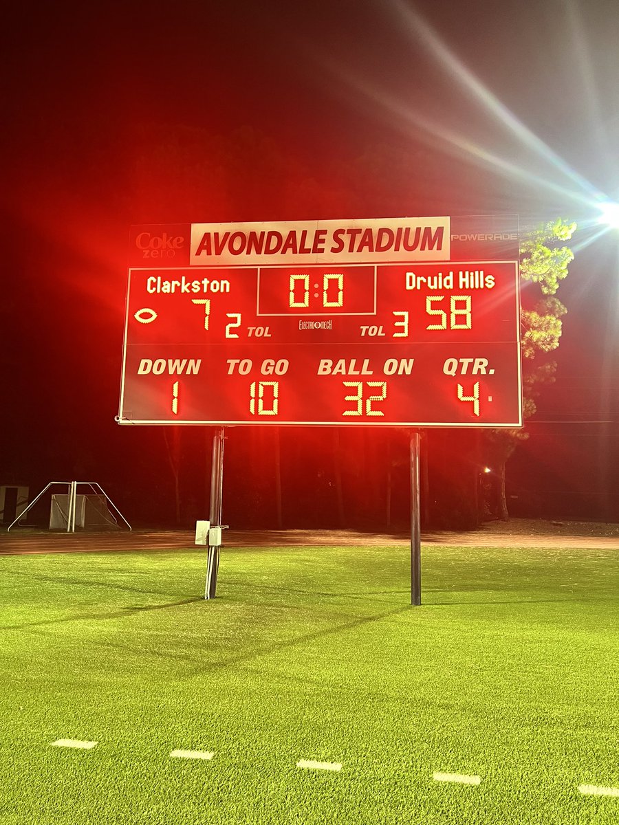 Great WIN Red Devil Dogs 58 - 7 ‼️
 First time since 1994 with 5 wins ( 6-4 ) Congrats <a href="/CoachFredGreen7/">_PutItOnTheOneYardLine</a> ⚫️🔴
5 - 1 - 1 

#ANewDayOnDaHill