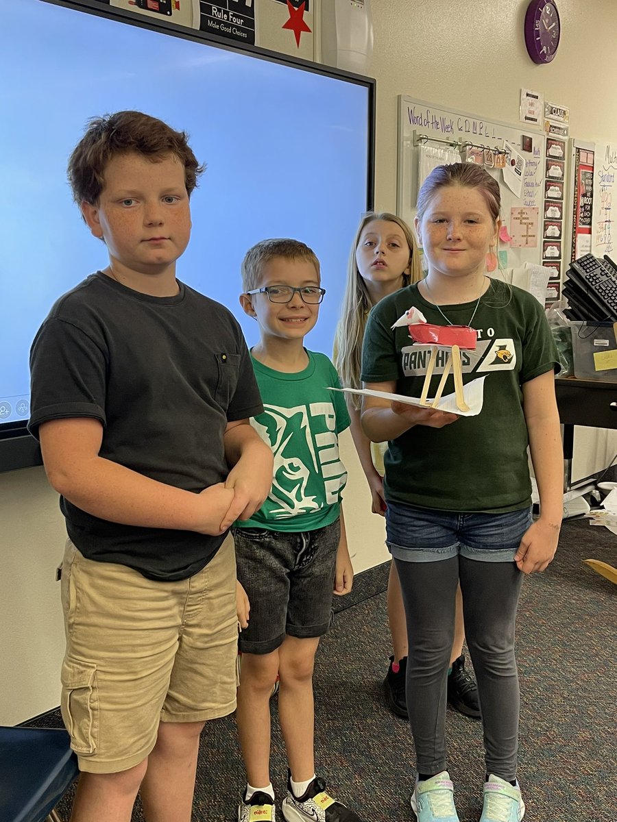 cironek1219's tweet photo. 3d and 2d models of birds- science stem activity!! #celebratelps @CitrusSchools https://t.co/sG8AOkCiUB