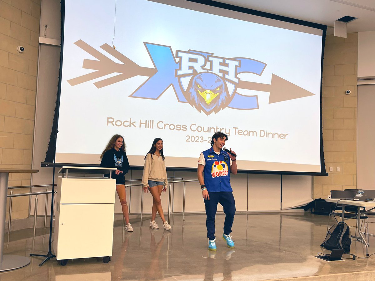 rockhillxctf's tweet photo. Amazing night with teammates and family at our annual pre-district team dinner! We honored our seniors, our captains gave great speeches, and we ate our carbs for the race tomorrow! #DistrictMeet #RunRockRun https://t.co/dbXibWtVMb