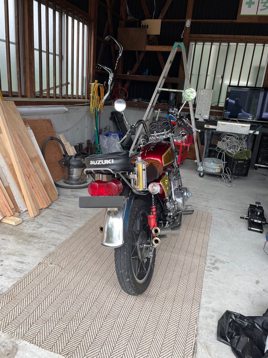 DOWBL0131's tweet photo. #gt380 
#売ります
#旧車
#バイク販売 https://t.co/tPQOIlYcal