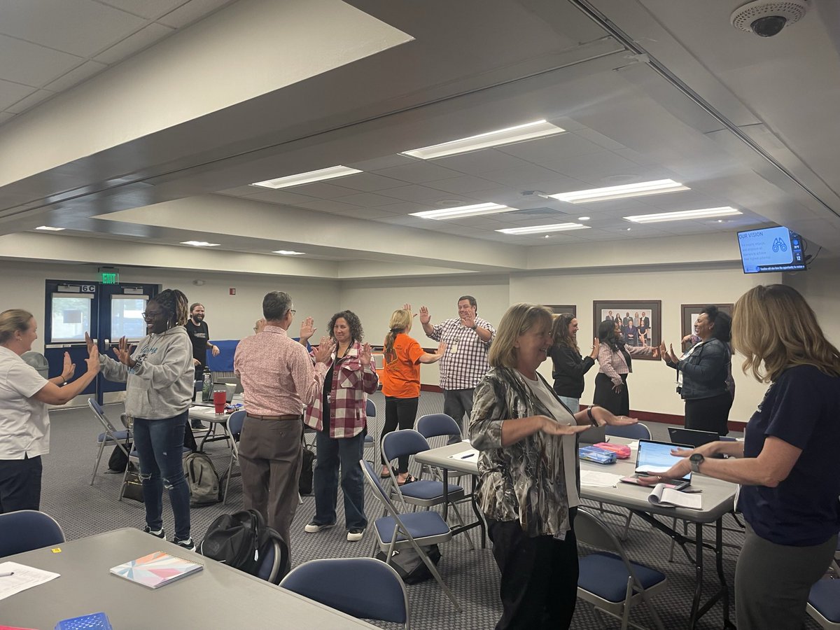 CPSProfDev's tweet photo. An afternoon well spent with @modernclassproj implementers! 

Their discussions were 
🗣️Engaging 
🧩Solution Seeking  &amp;
🤝Collaborative 

Amazing group of innovative educators! @cpschoolsva https://t.co/coMd23MSC8