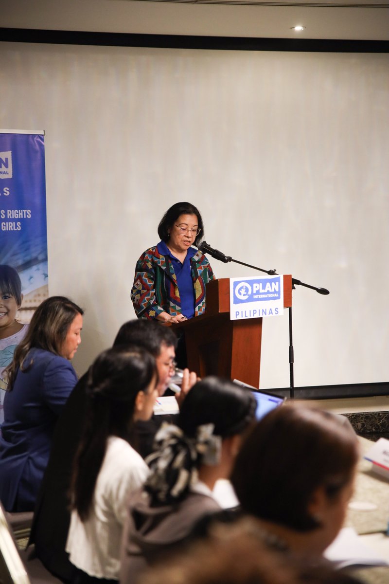 'Change begins with a conversation,' @CDAnnieLocsin opens the event with an encouragement to actively join discussions on investing in girl-led change and turning these dialogues into concrete actions. #IDG2023