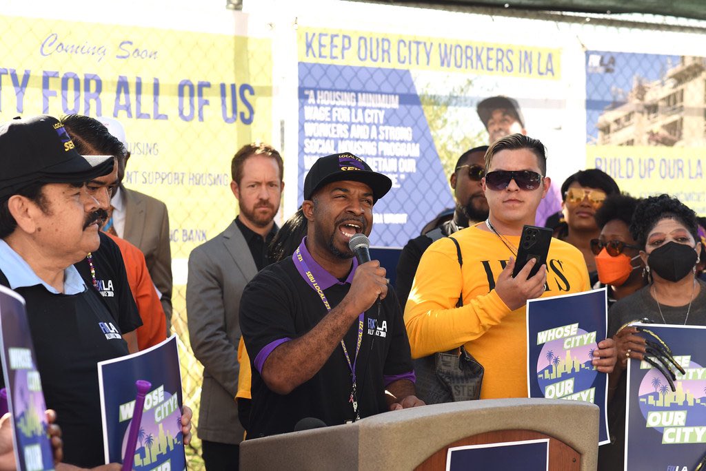 FixLANow's tweet image. Los Angeles is for ALL of us.

Housing activists, clergy, community members, &amp;amp; labor groups united yesterday in the call to #FixLA with our proposal to make LA one of the most affordable &amp;amp; tenant friendly cities in America.

#LACityForAll #UnionsForAll #SolidaritySeason