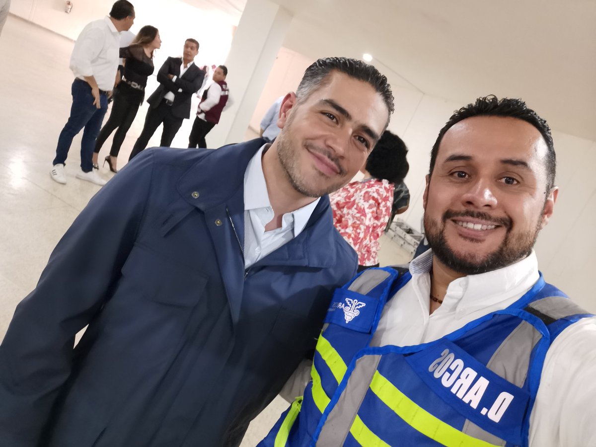 Diego_arcos's tweet photo. @OHarfuch un gusto volver a coincidir desde otra trinchera.

Vamos por más. https://t.co/Ru7wkzM9FC