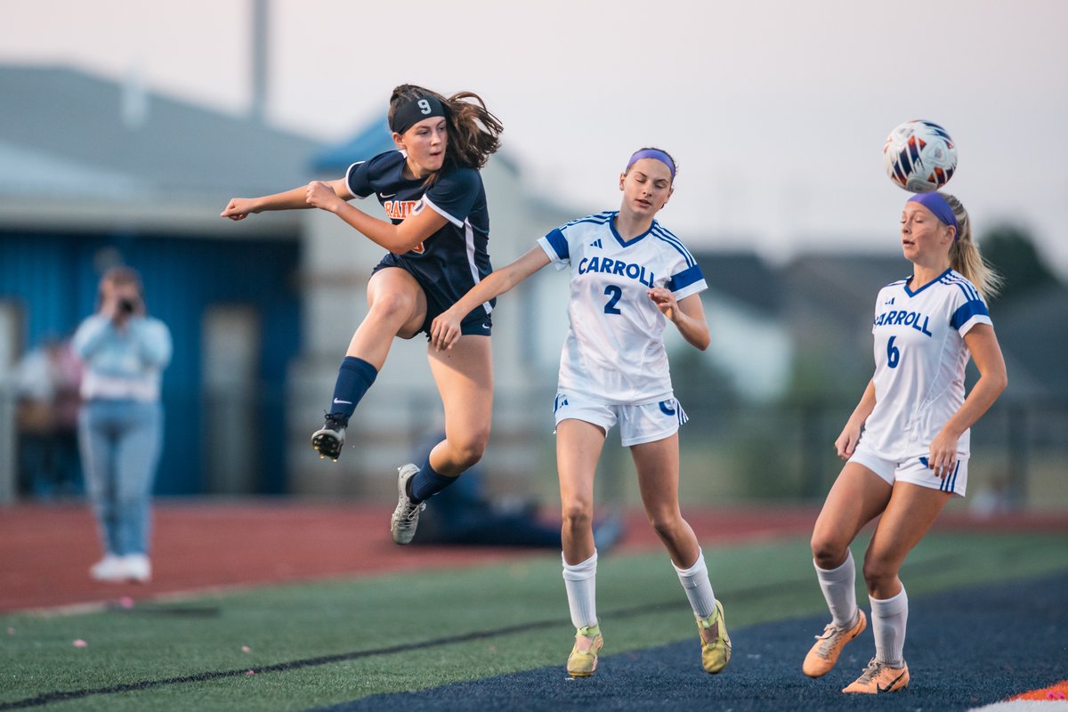 pinolaphoto's tweet photo. #4faves from the @Raidergsoccer regional game tonight. https://t.co/6rvnkI6zcp
