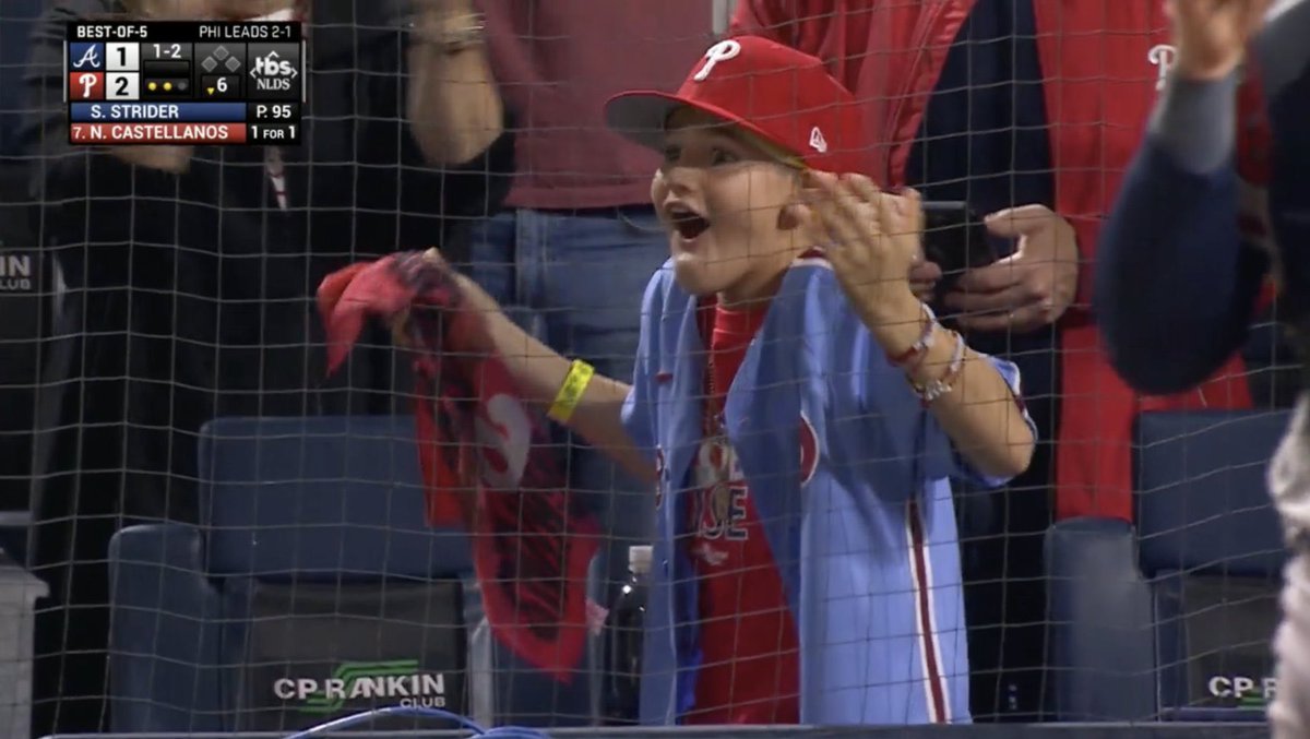 FoulTerritoryTV's tweet photo. Liam Castellanos reacting to his dad’s second homer of the game is everything. 🥹 https://t.co/lXAqeqdDDm