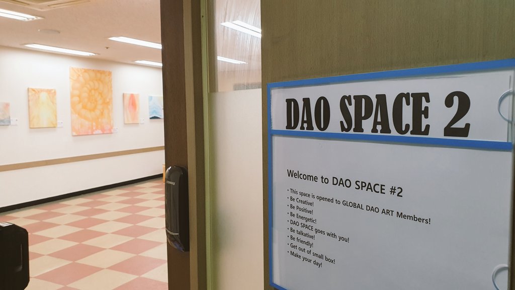 DAOSPACE (@gdaspace) on Twitter photo DAO space is open!
Come and look around first!
<a href="/Meendartproject/">🏘Meendartproject 민드아트프로젝트 만쥬</a> Solo exhibition is on going until 14th Oct.!
#daoartspace #daospace #gda #globaldaoart #seoulymca #kstma #hooranmysm #artspace #gdaspace DAO space is open!
Come and look around first!
<a href="/Meendartproject/">🏘Meendartproject 민드아트프로젝트 만쥬</a> Solo exhibition is on going until 14th Oct.!
#daoartspace #daospace #gda #globaldaoart #seoulymca #kstma #hooranmysm #artspace #gdaspace