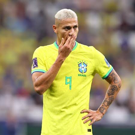 BagrescoreBr's tweet photo. Muito criticado no Tottenham, Richarlison vem acumulando números pelo Brasil.

3 jogos
3 partidas

Média de 1 jogo por partida 👏🏽👏🏽 https://t.co/U5IY9IZpU5