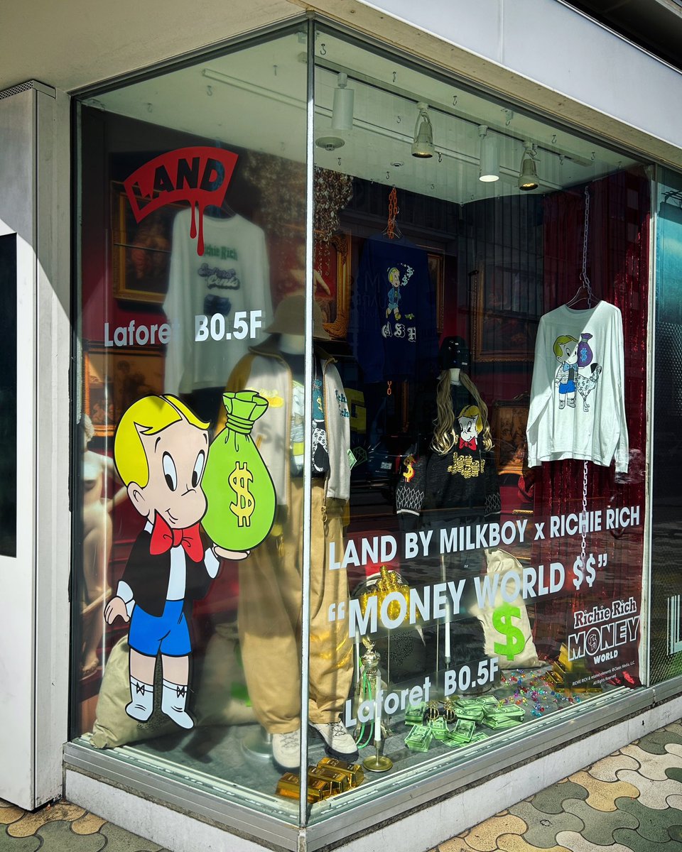 land_laforet's tweet photo. LAND by MILKBOY
2023 WINTER コレクション
『MONEY WORLD$$』
💸💎💸💎💎💎💎💎💸💎💸
ラフォーレ原宿正面玄関ウィンドウの『RICHIE RICH💰💎👦🏼』コラボ
のディスプレイが本日、最終日✨✨
まだご覧になられてない方は、ぜひ‼️
#LANDbyMILKBOY #RICHIERICH
#MONEYWORLD #ラフォーレ原宿 https://t.co/aLbVv8NK2S