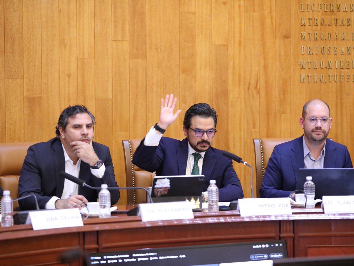 zoerobledo's tweet image. La Junta de Gobierno del @IMSS_BIENESTAR celebró su 8va sesión extraordinaria.

Aprobamos los nombramientos de las y los nuevos coordinadores que se encargarán de comandar los esfuerzos en 4 estados:

• Dr. Felipe Arreola Torres en Hidalgo.
•Dr. Moisés Alejandro Toledo…