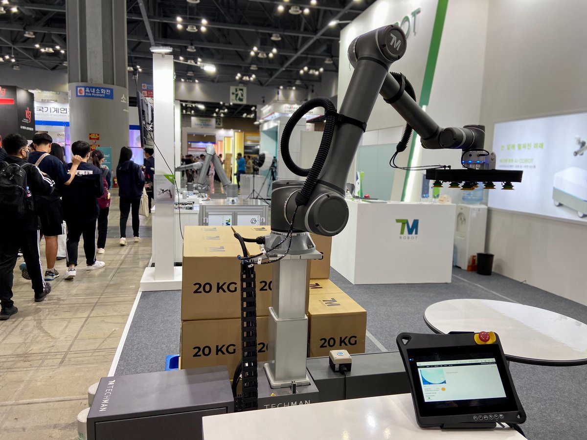techmanrobot's tweet photo. TM20 integrated with palletizing solution is your flexible choice!
Register now! https://t.co/wT7xOYD34C
📍 KINTEX, D04 #robotworld2023 #korea #TM #tmrobot #techmanrobot #AI #TMAICOBOT #TM20 #palletizing https://t.co/H4Aw4N9YJ9