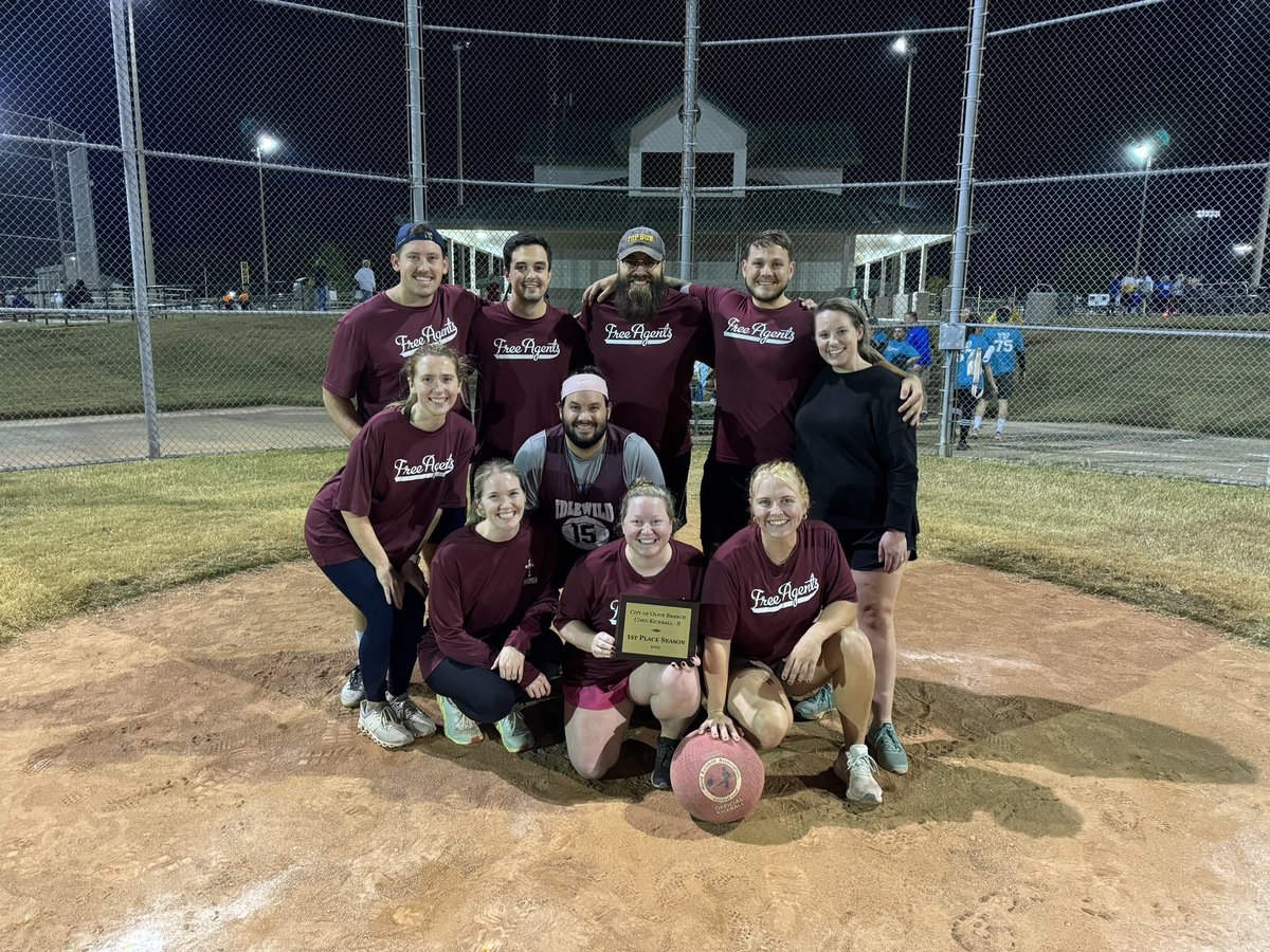 Free Agents Softball/Kickball tweet media