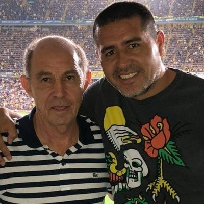 Ya sumate a #SuperMitre #Ahora hablamos con Ricardo Bochini: "Me pondría feliz por Riquelme que Boca gane la séptima".