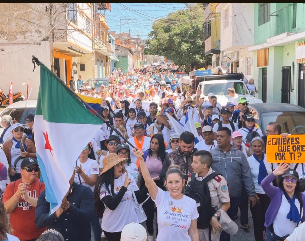 nils_u78's tweet photo. Ante la constante agresión, principalmente a la condición d mujer ecuménica @GobAlexisR , estaremos siempre a favor de la paz,para vencer la desidia y miseria humana,usted carece d Moral para señalar,entendiendo su pasado y el d su sequito,con trabajo demostramos nuestra esencia! https://t.co/X0M5Fx7qvp