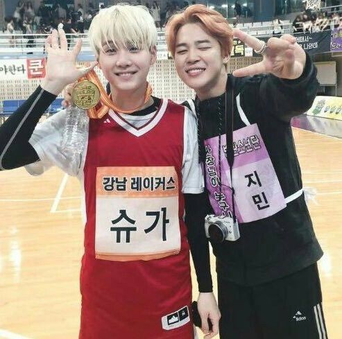 SUGAB7S's tweet photo. Happy birthday to the other half of 'Minimiz', my 'Tony Montana' partner.

Another year has gone by, and you're still the guy who can outshine any stage. Wishing you a day filled with laughter, love, and great times. 🎉

- 네 슈가 형. https://t.co/Vm8flbLZLz