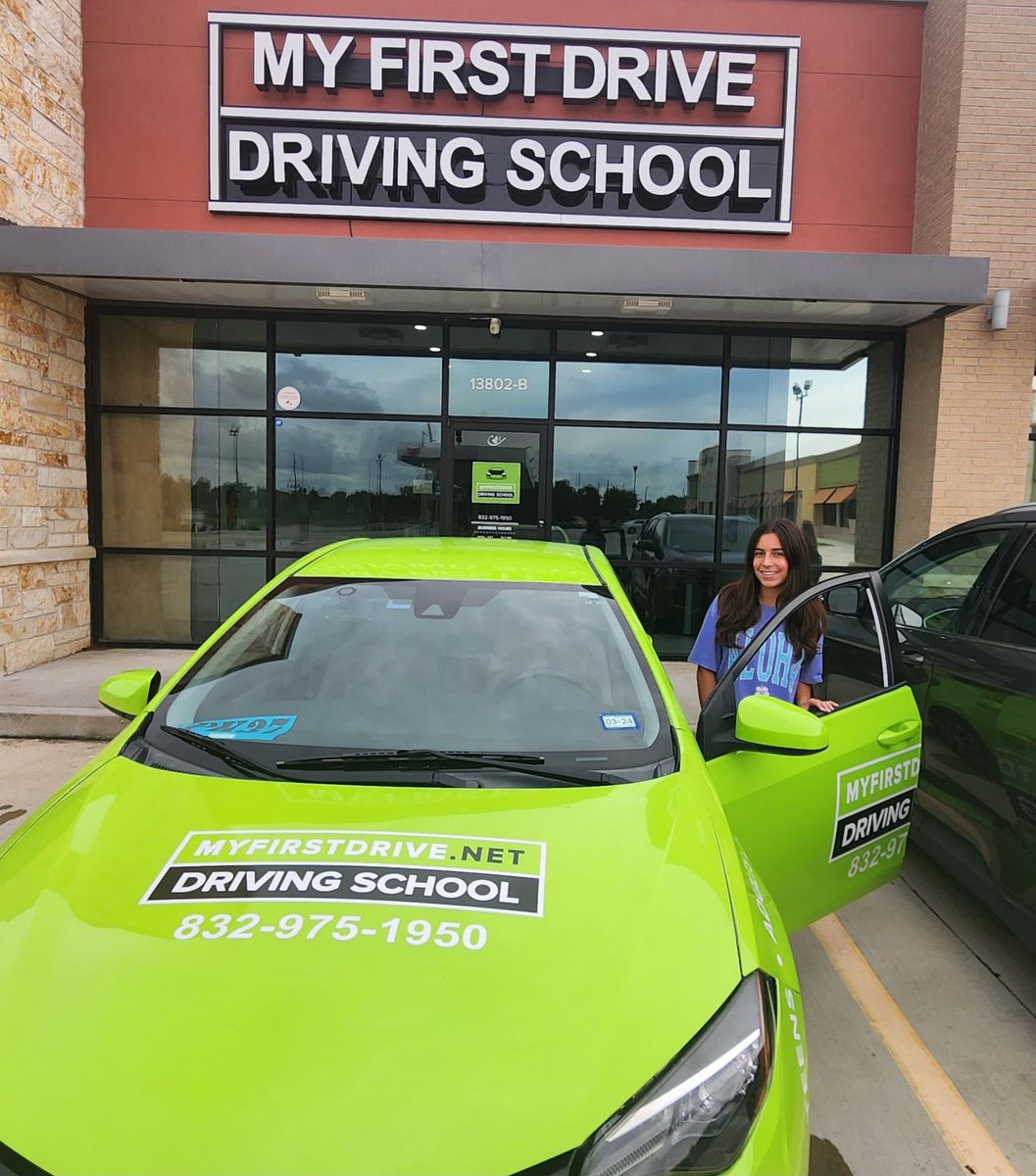 myfirstdriveTX's tweet photo. Great job Lilith!! Keep up the good work!🌟🌟

#myfirstdrive #drivingschool #drivinglesson #sugarland #richmond #rosenberg #fortbendcounty https://t.co/o2dvcMO5Cp