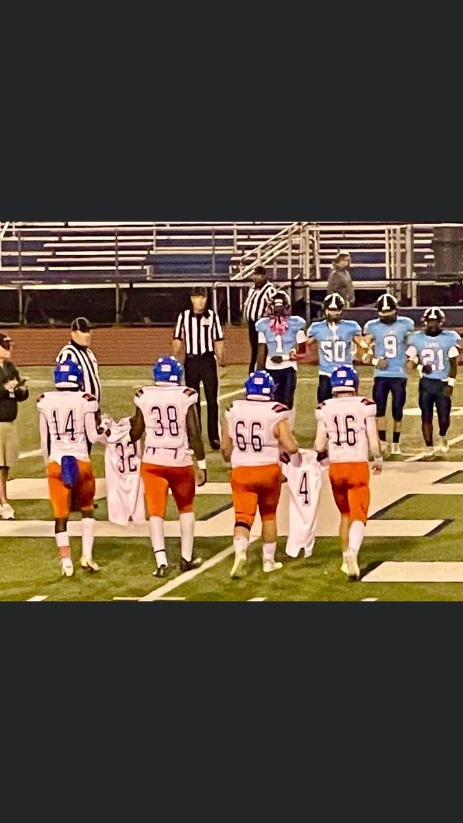 khaa42's tweet photo. win over Lake 30-27 thats for you carter #LL32 #fightlike4 highlights will be posted soon @DelmarSports @delmar_football @DelmarvaSports @CoachHefNCSA @kayla_santiago1 @302fbnation https://t.co/YJF4rfOj11