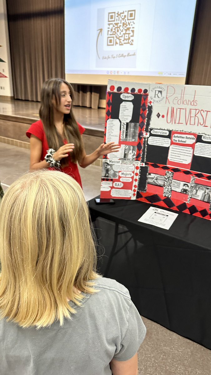 DanielTodd_'s tweet photo. Huge thanks to the counselors, teachers and leaders at our school for hosting the fun, informative, and positive activities and events! (#AVID college fair, grade level competitions, book fair &amp; lots of student face painting and other school spirit fun!). @ChaseScorpions 🤩 🎉 https://t.co/RRqsCTjhD9